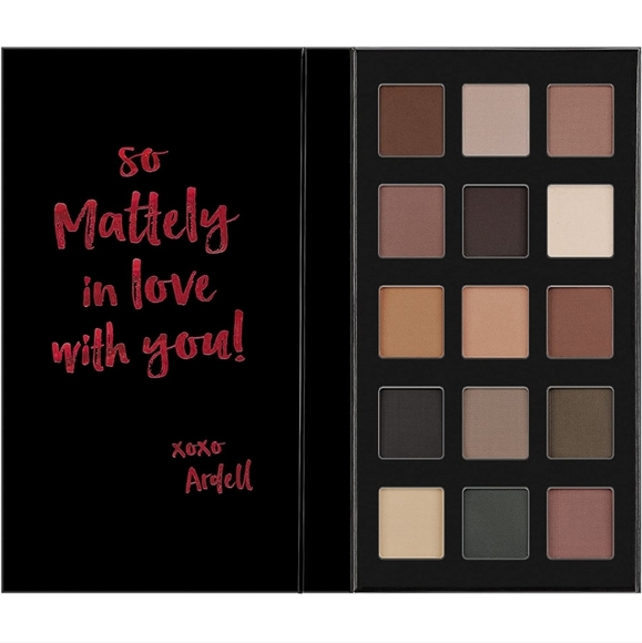Ardell Other - NWT Ardell Pro Eyeshadow Palette Matte